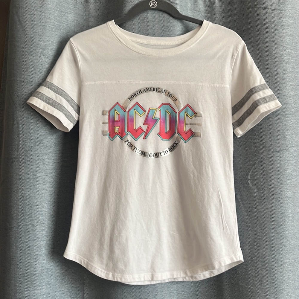 AC/DC Graphic Kids Tee in White with Gray Stripes